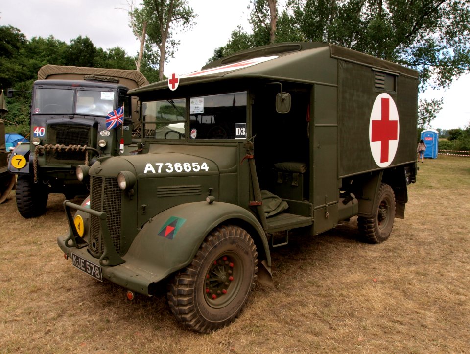 Austin K2slashY 4x2 Heavy Ambulance pic6