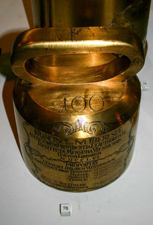 Authentic standard weight of Vienna from 1756