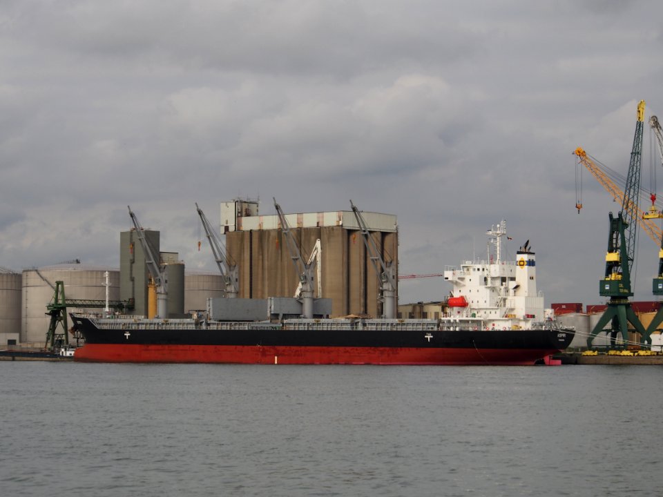 Aspri (ship, 2014) IMO 9658771, Port of Antwerp pic79