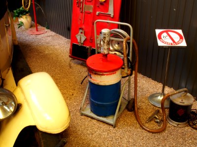 Aspiron vacuum cleaner & grease drum