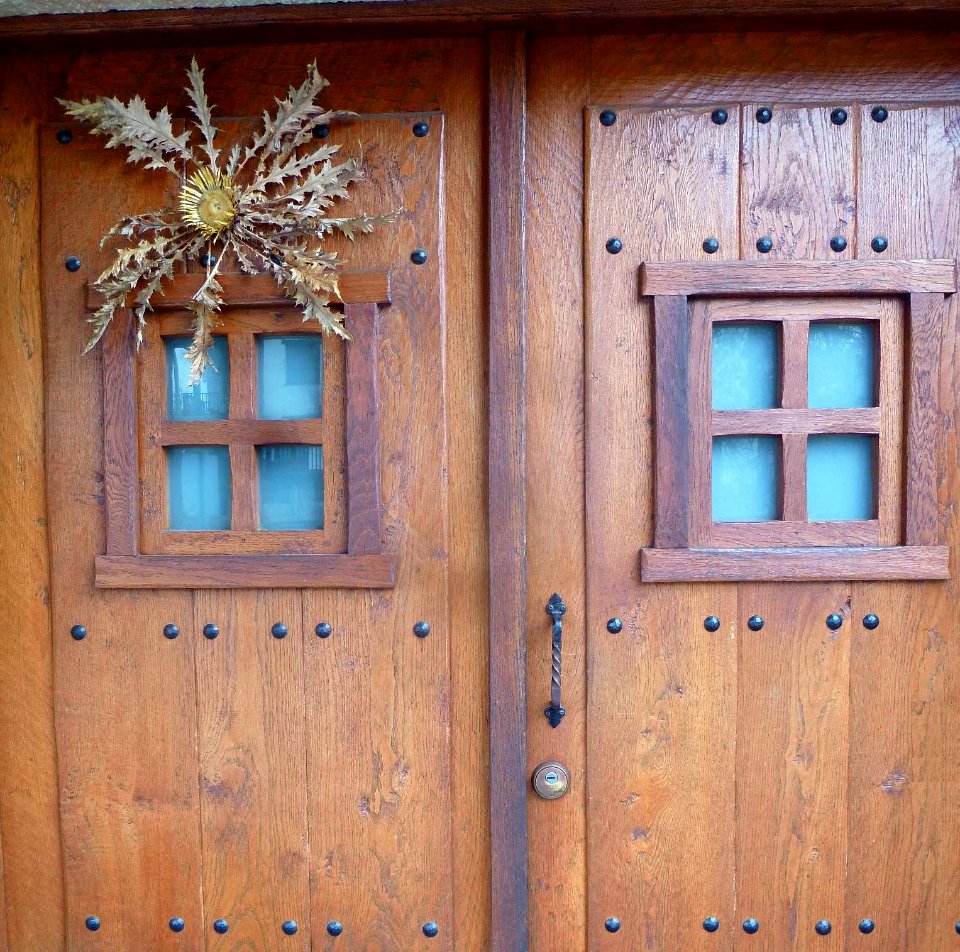 Ataun - Barrio de San Gregorio, puerta 05