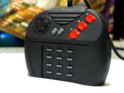 Atari Jaguar Controller Pic3