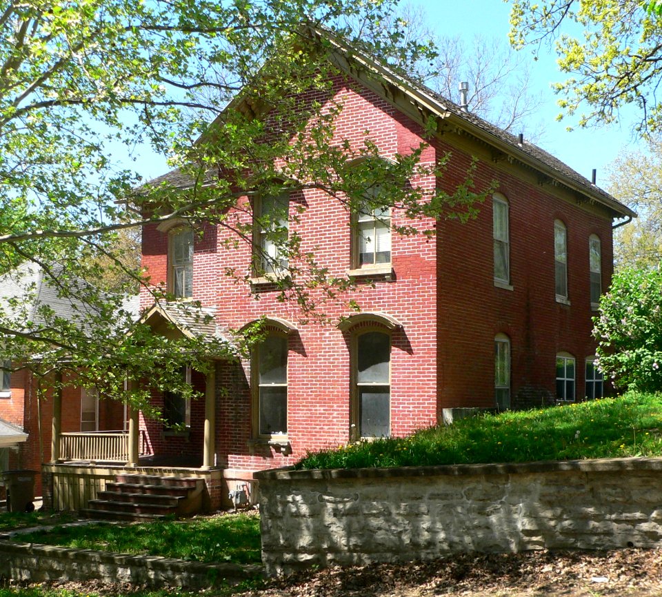 Atchison, Kansas 117 N. 2nd St from NE 1