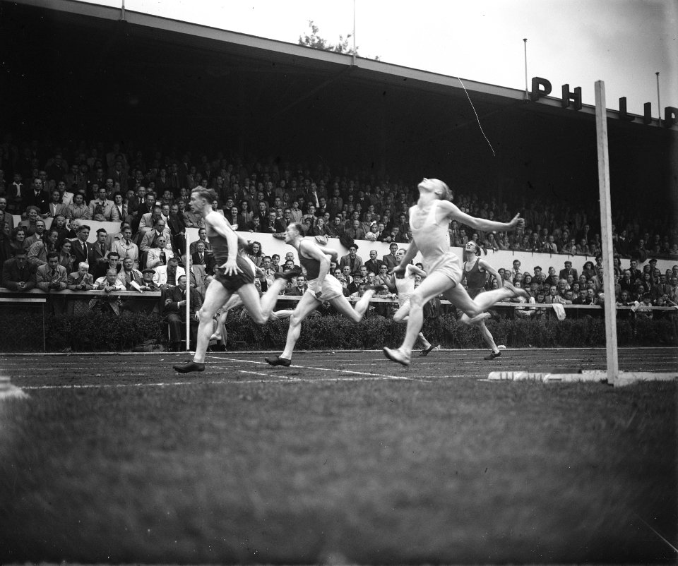 Athletiekkampioenschappen Eindhoven 200 meter heren, Bestanddeelnr 902-8398