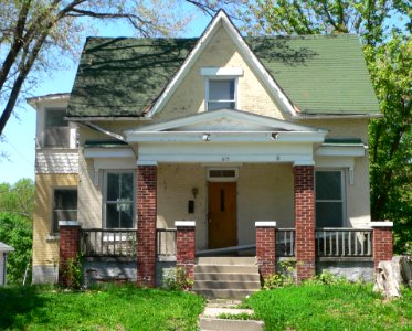 Atchison, Kansas 615 N 3 St from E1