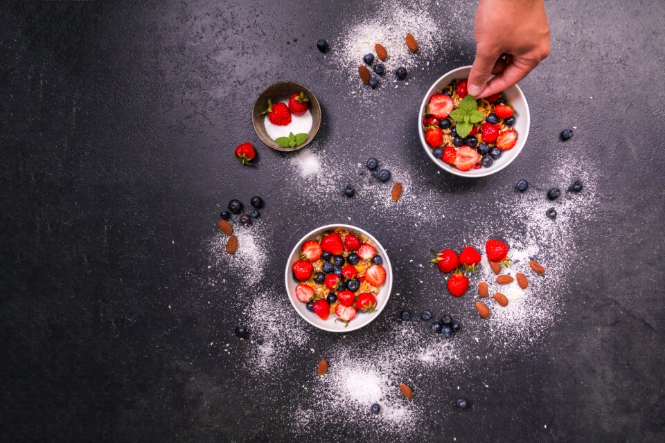 Preparation prepare strawberries
