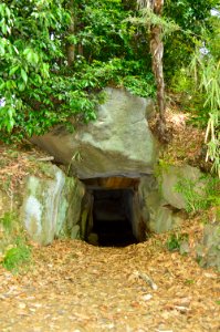 Atagozuka Kofun (Yao), senmon-2