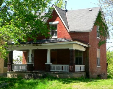 Atchison, Kansas 617 N 3 St from NE 1