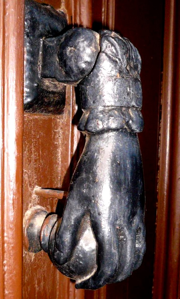 Ataun - Barrio de San Gregorio, puerta 01