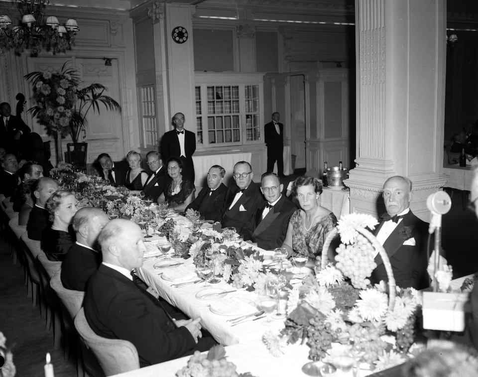Assuradeuren Congres Den Haag , diner, Bestanddeelnr 906-7124