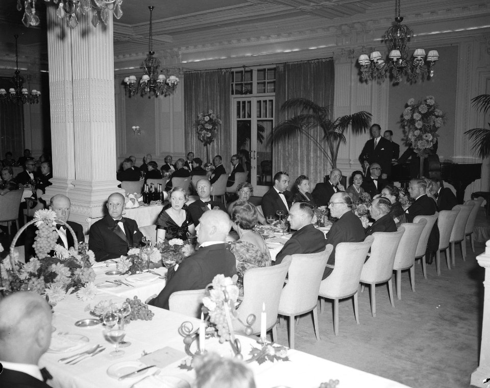 Assuradeuren Congres Den Haag , diner, Bestanddeelnr 906-7122