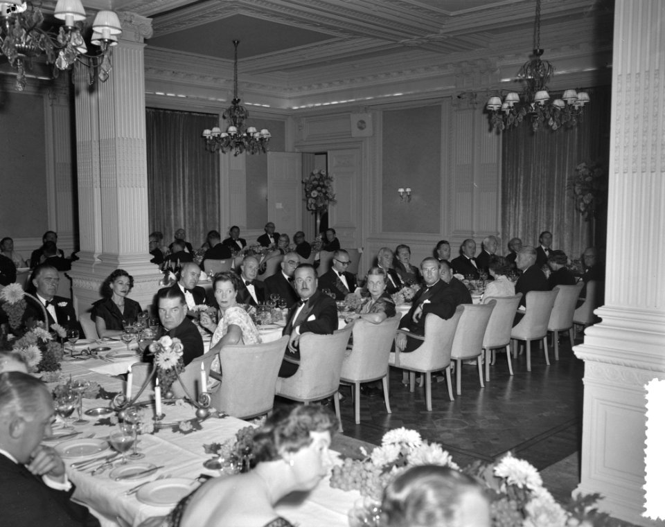 Assuradeuren Congres Den Haag , diner, Bestanddeelnr 906-7121