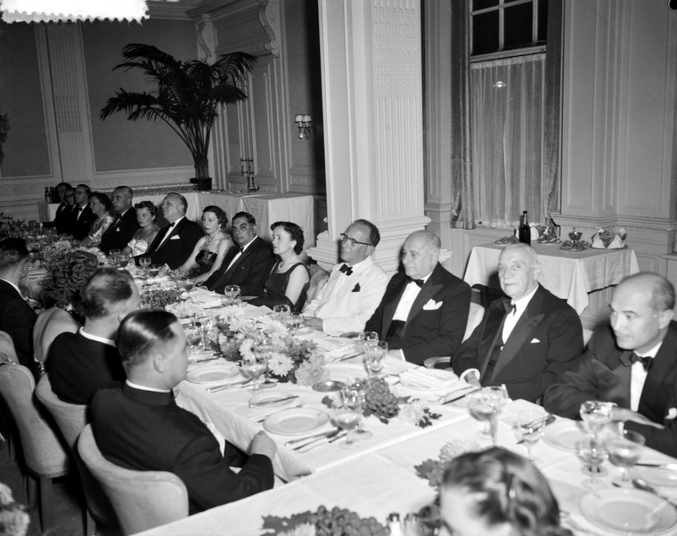 Assuradeuren Congres Den Haag , diner, Bestanddeelnr 906-7127