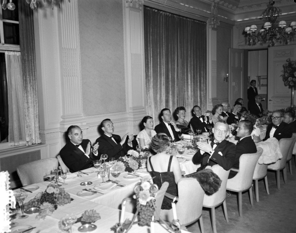 Assuradeuren Congres Den Haag , diner, Bestanddeelnr 906-7116