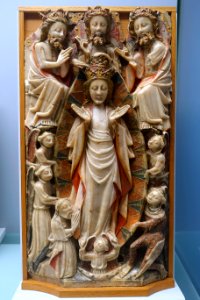 Assumption and Coronation of Mary, England, late 15th century, alabaster with polychrome and gilding - Cinquantenaire Museum - Brussels, Belgium - DSC08567