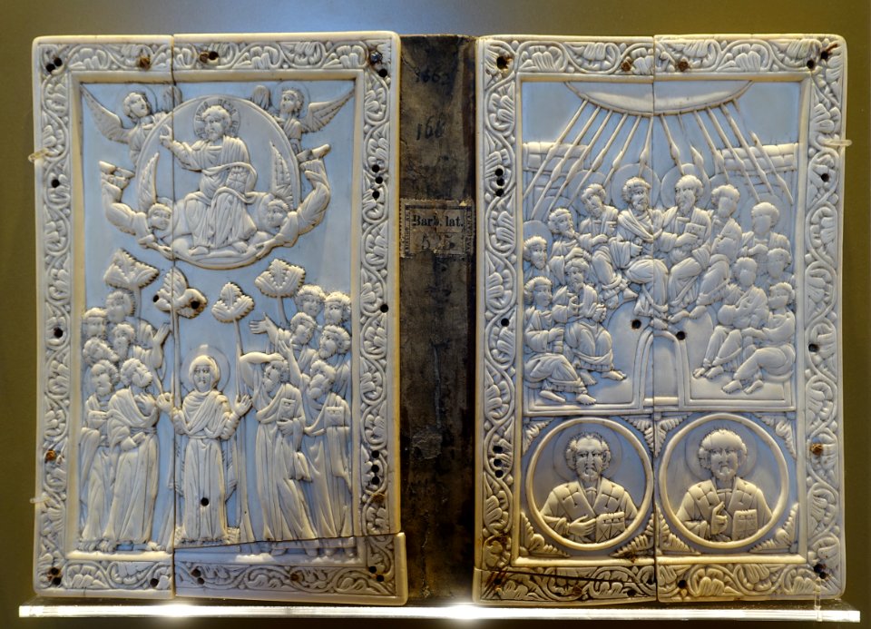 Ascension (left) and Pentecost with holy bishops (right), codex covers, Italian imitation of Byzantine work, late 12th to early 13th century AD, ivory - Vatican Museums - DSC00705