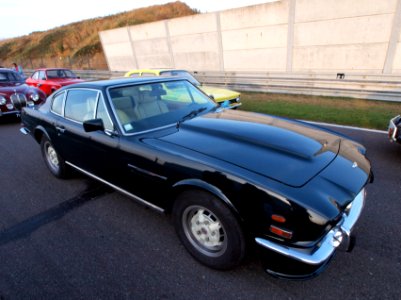 Aston Martin V8 coupé dutch reg