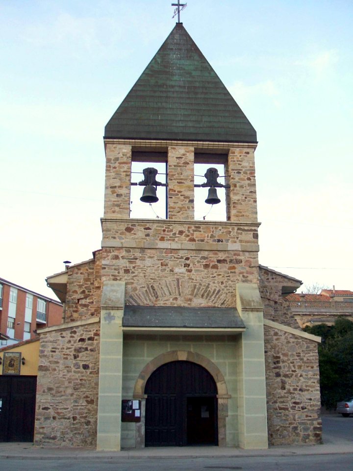 Astorga - Iglesia Puerta del Rey 1