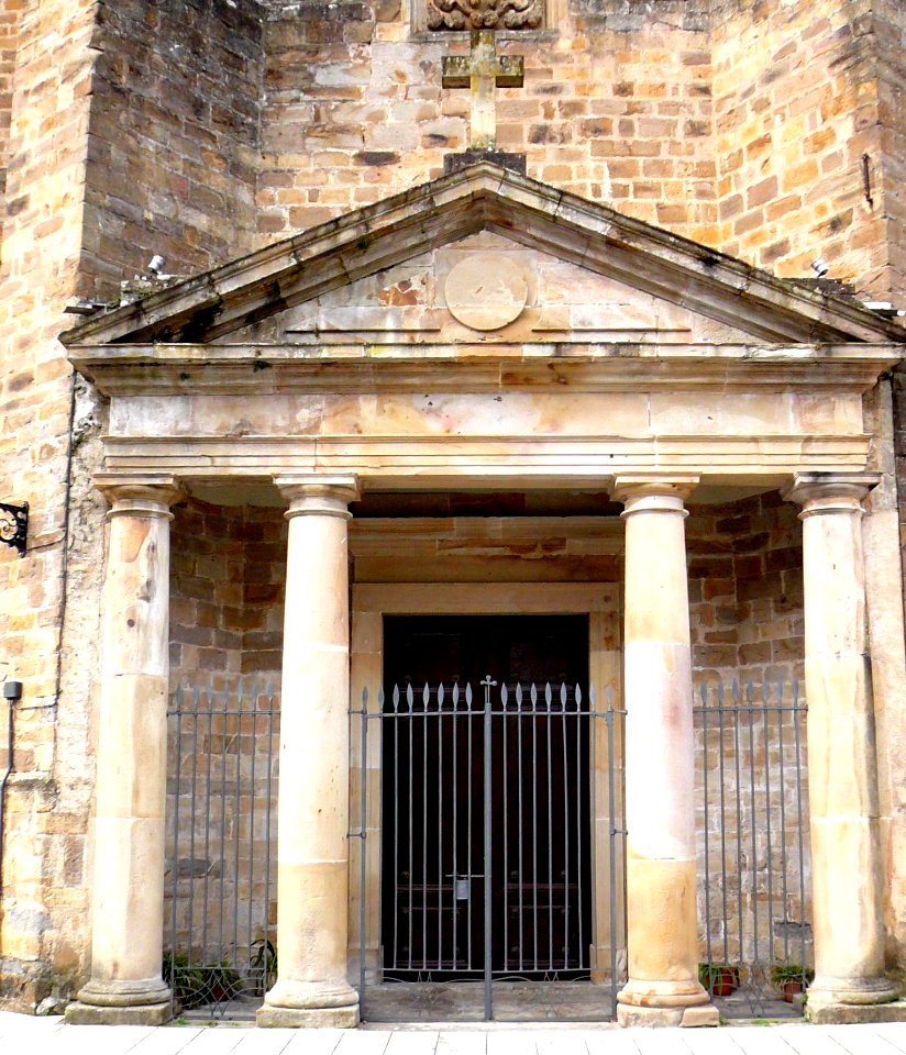 Ataun - Iglesia de San Martín, exterior 08