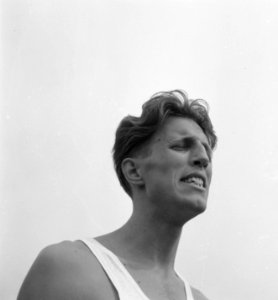 Atletiekcracks Van Kreuningen 800 meter, Bestanddeelnr 904-1152