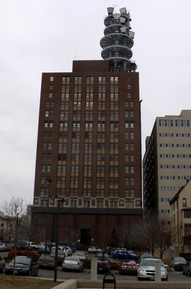 ATT Building (Omaha) from E 1