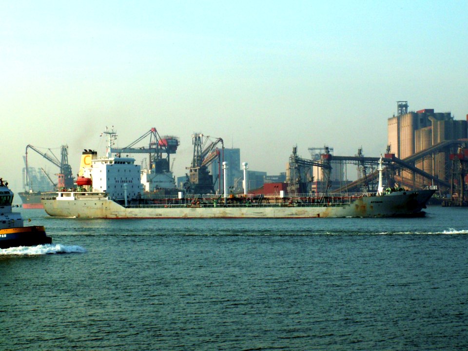 Attikos IMO 9340843 at the Calland canal, Port of Rotterdam, Holland 04-May-2006