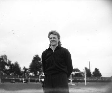 Atletiekkampioenschappen Eindhoven, Fanny Blankers-Koen, Bestanddeelnr 902-8396