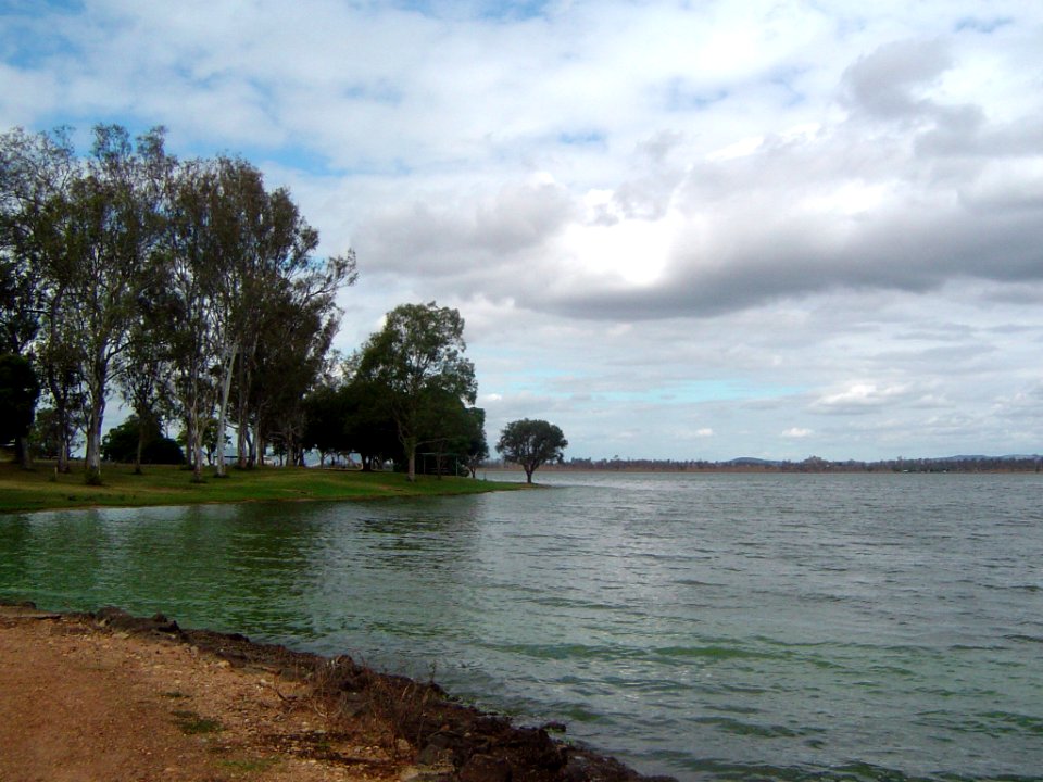 Atkinson Dam shoreline
