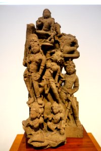 Attendants of God, Central India, 10th-11th century AD, sandstone - Matsuoka Museum of Art - Tokyo, Japan - DSC07057