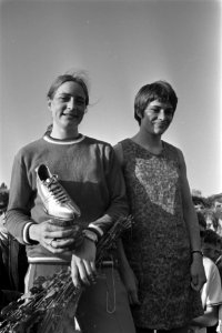 Atletiekkampioenschappen om Gouden Spike in Leiden nr. 35 Wilma van den Berg, Bestanddeelnr 923-5922