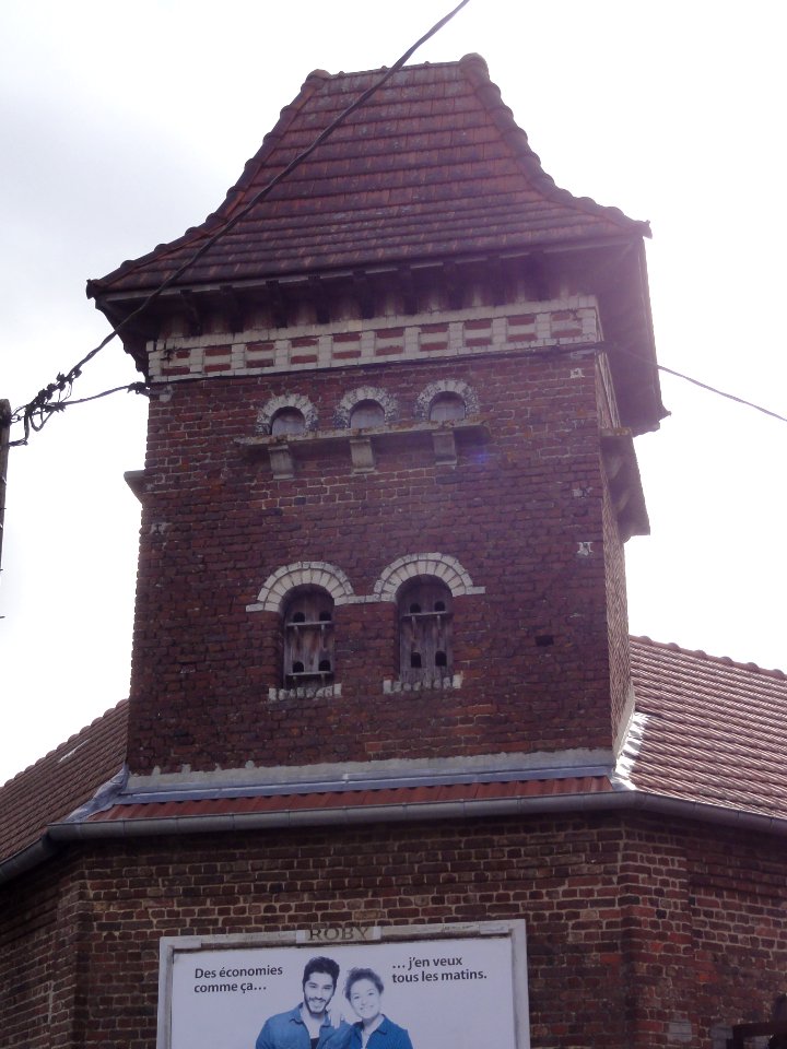 Attilly (Aisne) tour-pigeonnier