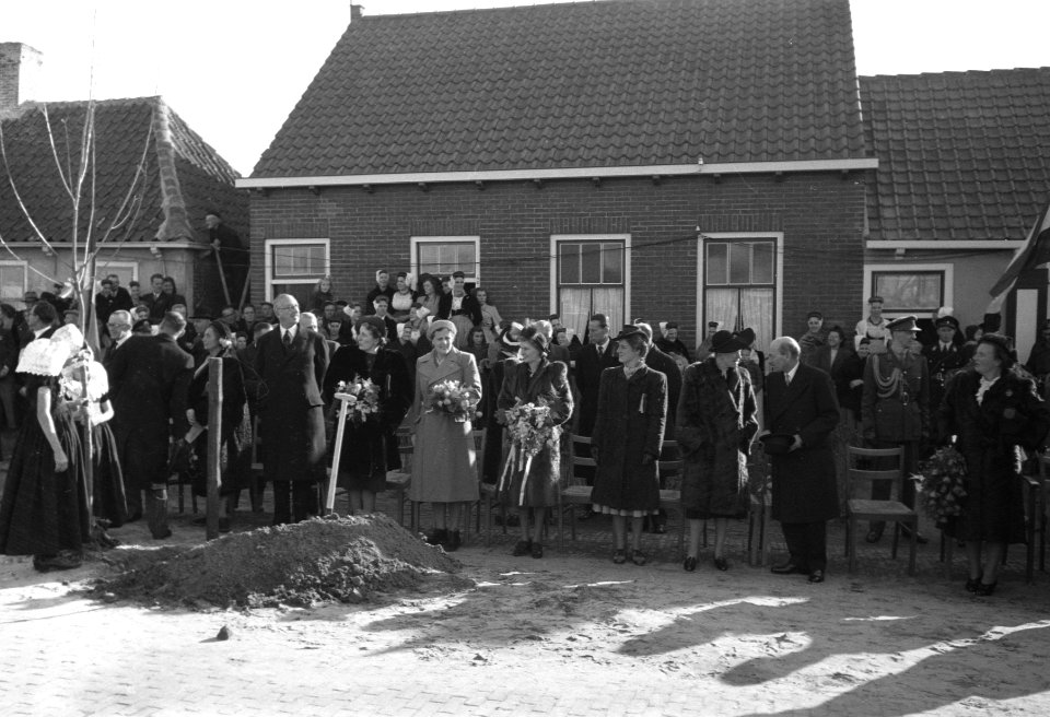 Attlee bij de Boomplantdag in Zeeland, Bestanddeelnr 902-4678