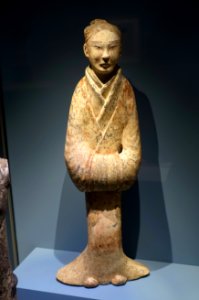 Attendant, China, Han dynasty, 206 BC to 220 AD, painted earthenware - Middlebury College Museum of Art - Middlebury, VT - DSC08208