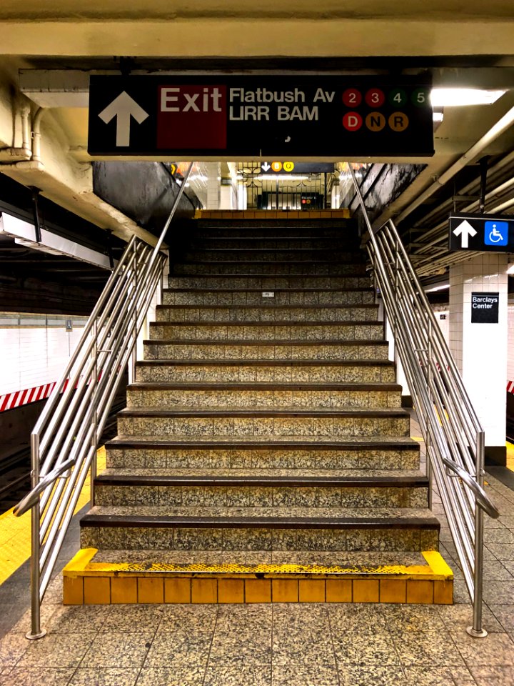 Atlantic Barclays Subway Station looking up from Q B train platform