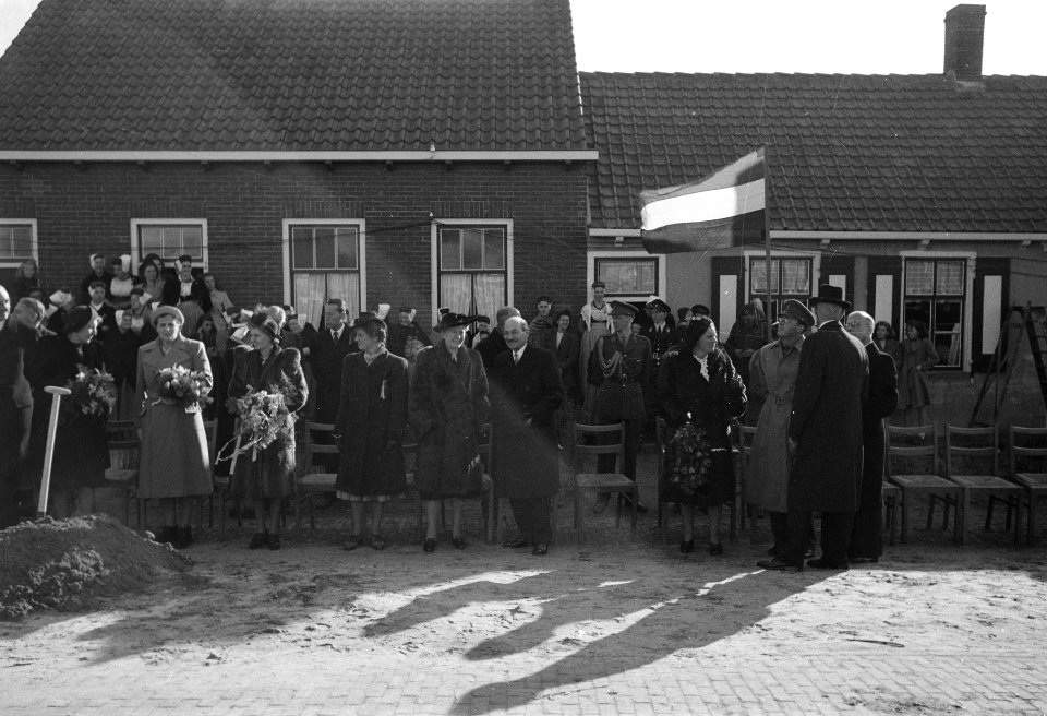 Attlee bij de Boomplantdag in Zeeland, Bestanddeelnr 902-4679
