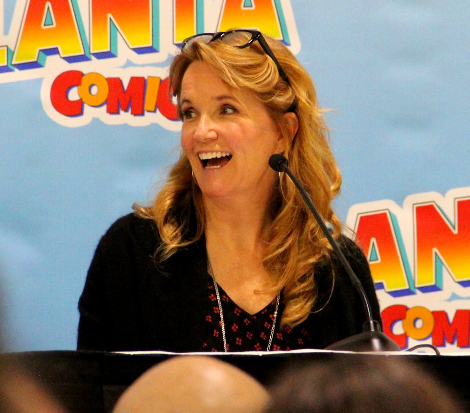 Atl Comic Con 2018 - Lea Thompson 2