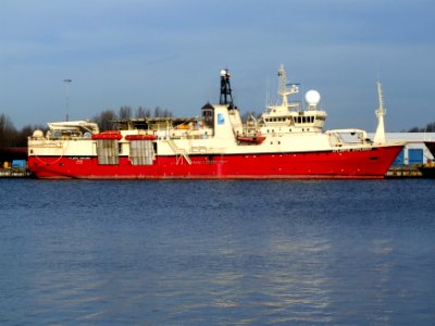 Atlantic Explorer at IJmuiden 01feb08 p3