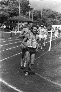 Atletiek Den Haag . Nummers 16.17 Ger Udding en Bram Wassenaar, Bestanddeelnr 921-4955