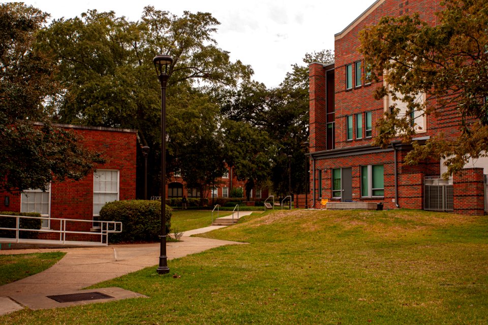 Aswell Suites and Adams Hall at Louisiana Tech