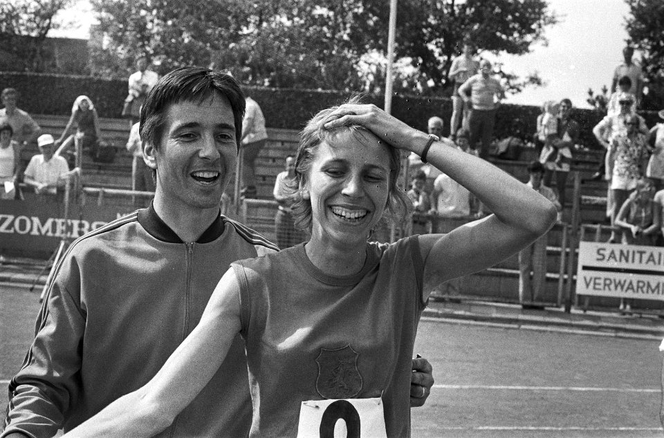 Atletiek Nederland, Roemenie, Frankrijk dames in Uden, Marian Burggraaf met coac, Bestanddeelnr 924-7245