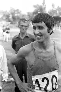 Atletiek te Leiden om de Gouden Spike . Udding, Bestanddeelnr 921-4377