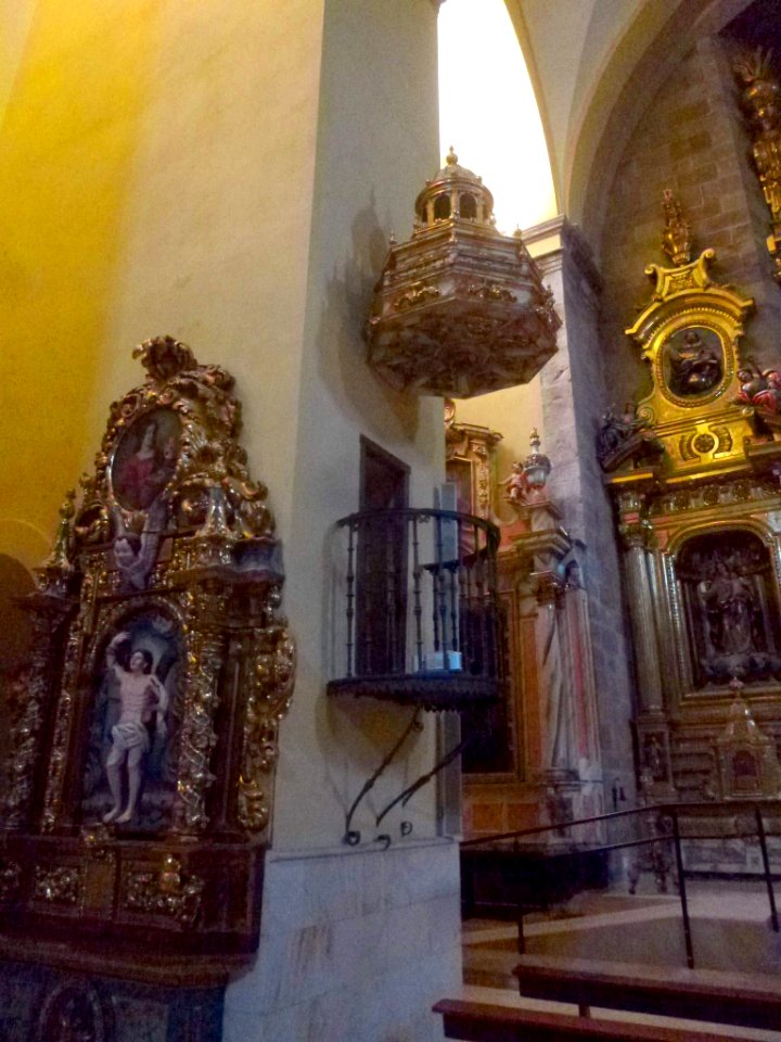 Ataun - Iglesia de San Martín, interior 16