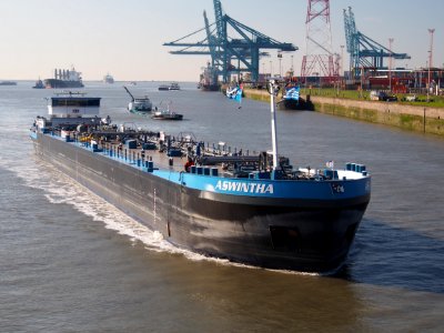 Aswintha (ship, 2009), ENI 02332474, Port of Antwerp pic3