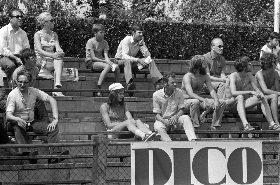 Atletiek Nederland, Roemenie, Frankrijk dames in Uden, Bestanddeelnr 924-7246