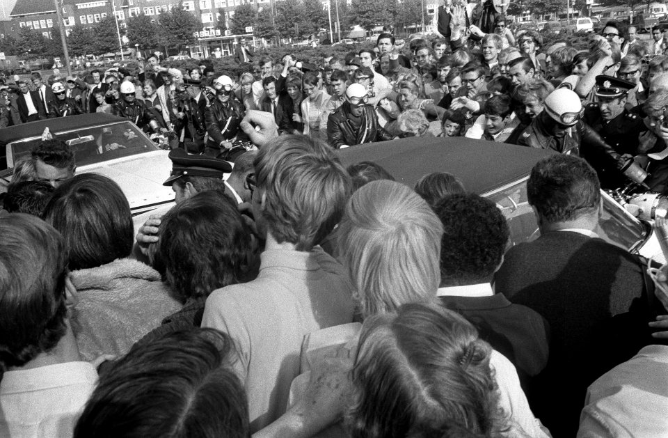 Astronauten openen tentoonstelling Maanvaart 69 in Amsterdam, Bestanddeelnr 922-8574