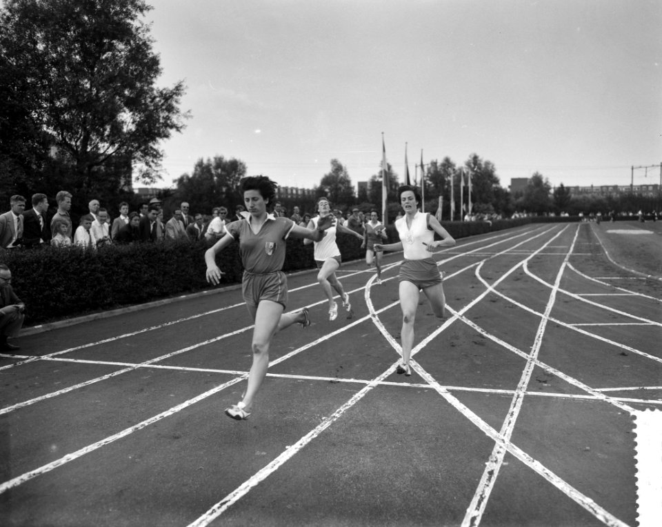 Atletiekwedstrijd Nederland - Frankrijk (vrouwen) te Vlaardingen, Bestanddeelnr 911-4988