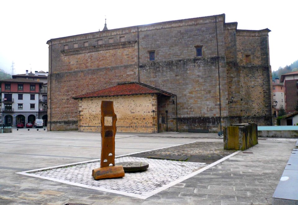Ataun - Iglesia de San Martín, exterior 13