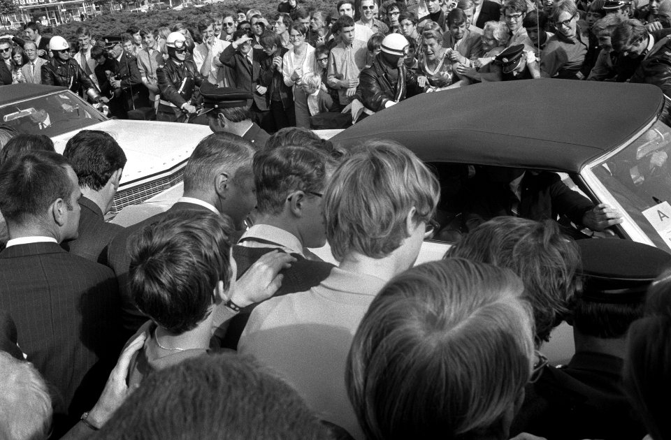 Astronauten openen tentoonstelling Maanvaart 69 in Amsterdam, Bestanddeelnr 922-8575