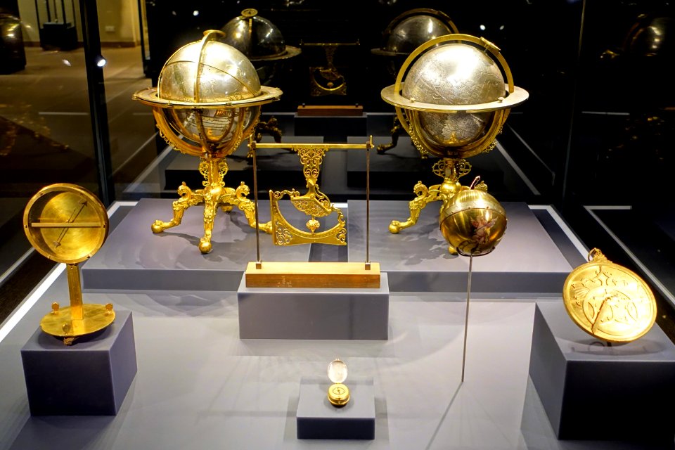 Astronomical globes and instruments - Hessisches Landesmuseum Darmstadt - Darmstadt, Germany -DSC00532