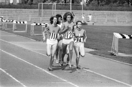 Atletiek Nederland, Roemenie, Frankrijk dames in Uden, Bestanddeelnr 924-7255